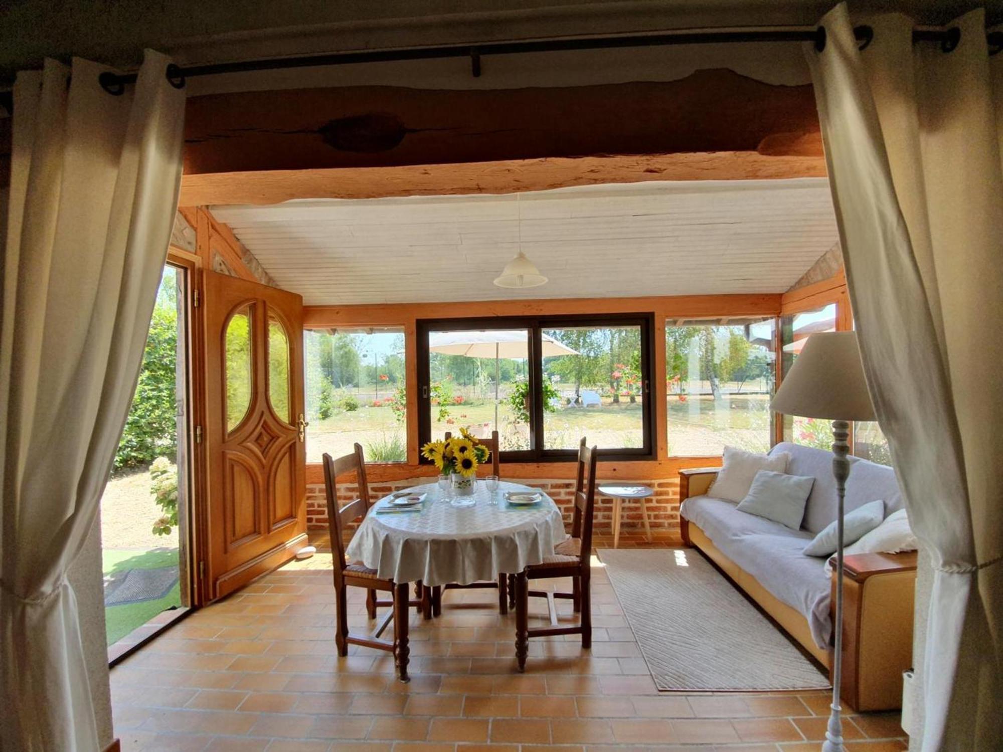 Gite Rustique A Cheverny: Nature, Tennis, Animaux Bienvenus, Peche Et Chateaux De La Loire A Proximite - Fr-1-491-366 Exterior photo