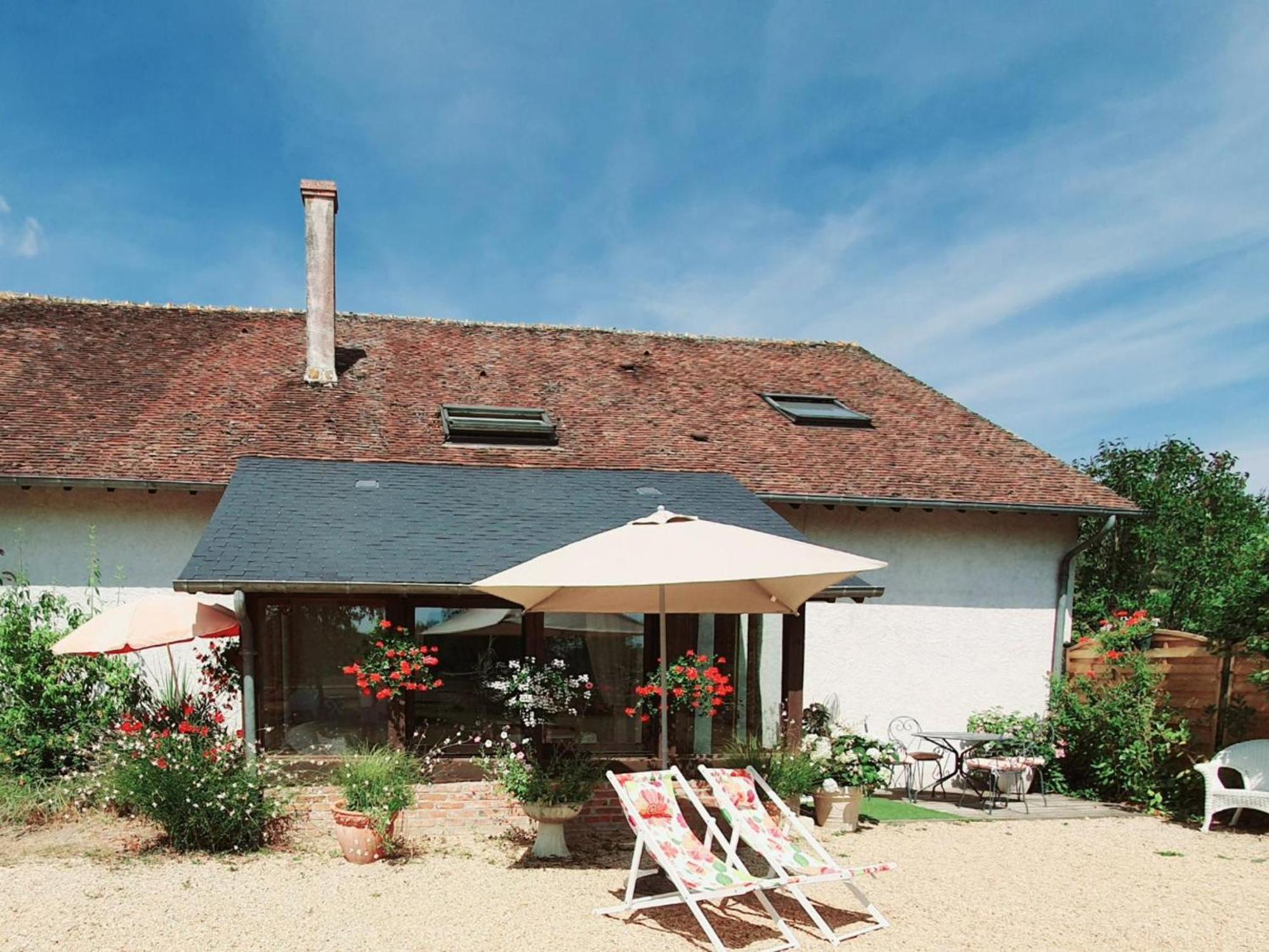 Gite Rustique A Cheverny: Nature, Tennis, Animaux Bienvenus, Peche Et Chateaux De La Loire A Proximite - Fr-1-491-366 Exterior photo